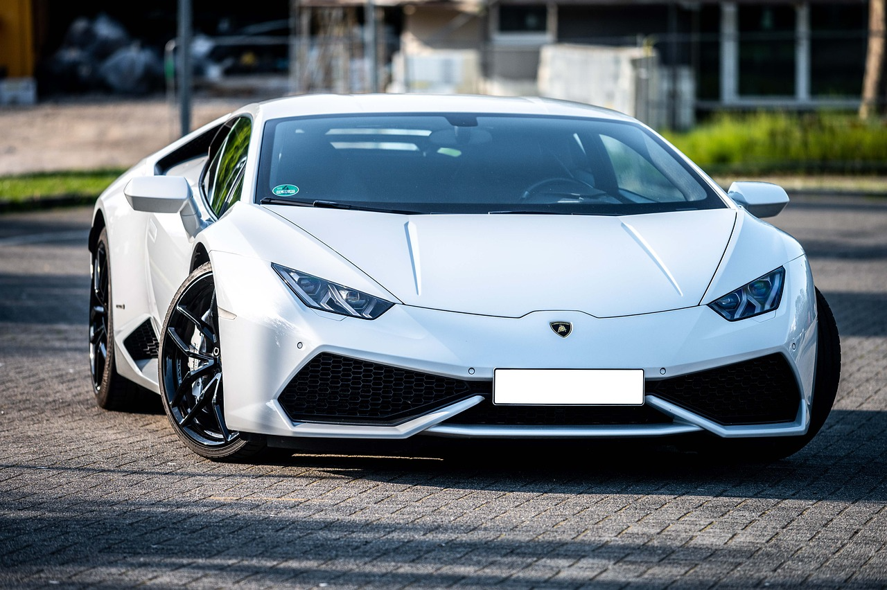 How to Buy the Lowest Priced Lamborghini