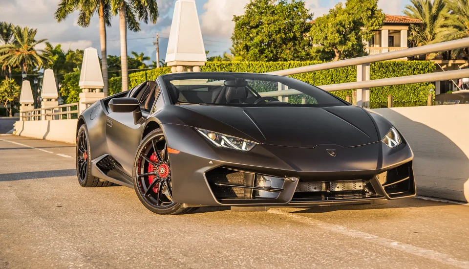 Rent the Lamborghini Huracan Spyder Black in Miami