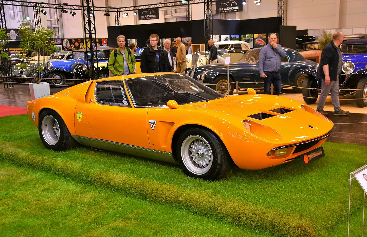 Lamborghini Miura (1966)